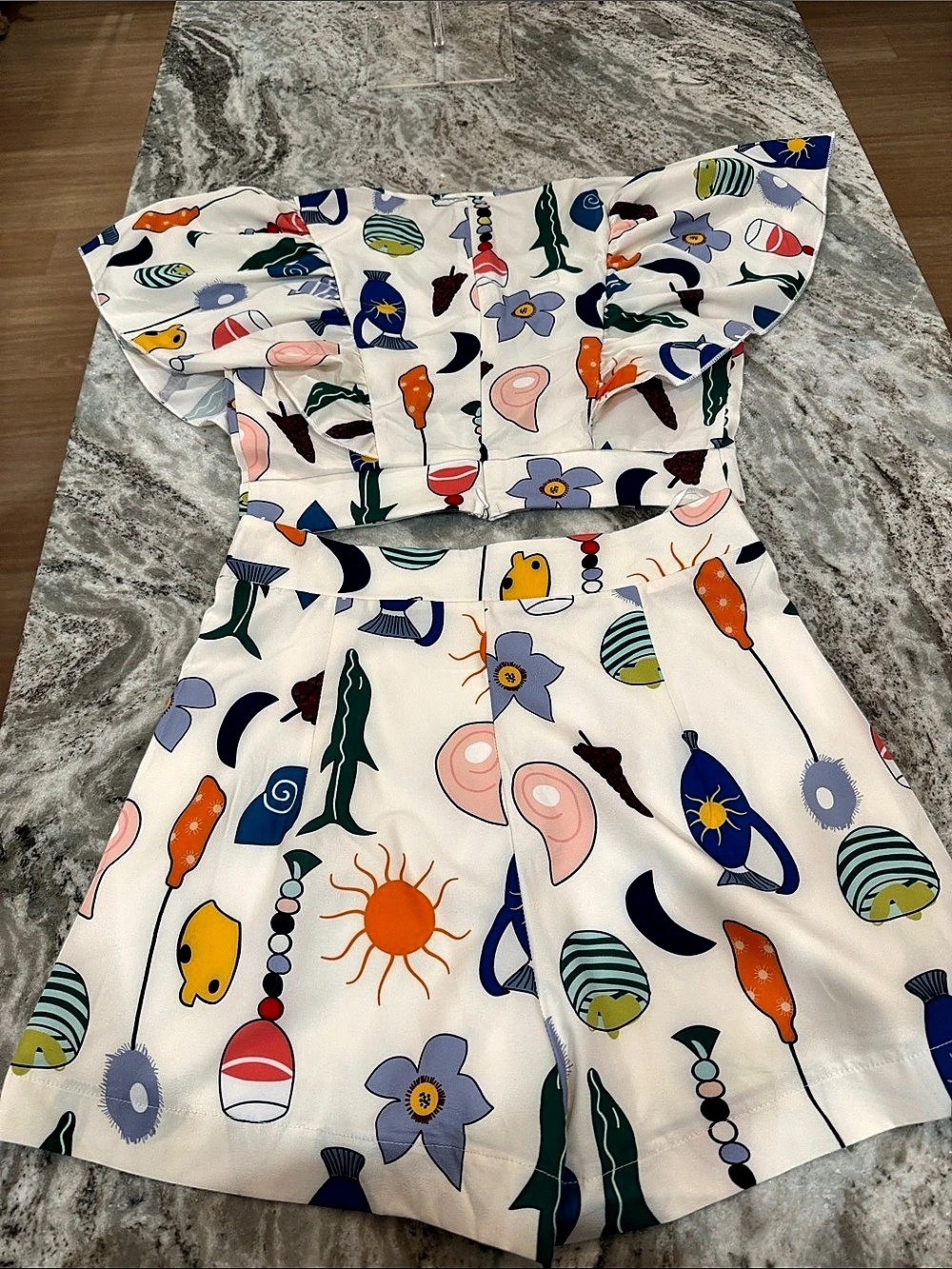 SHEIN Abstract Print Matching set Size Small Italian summer